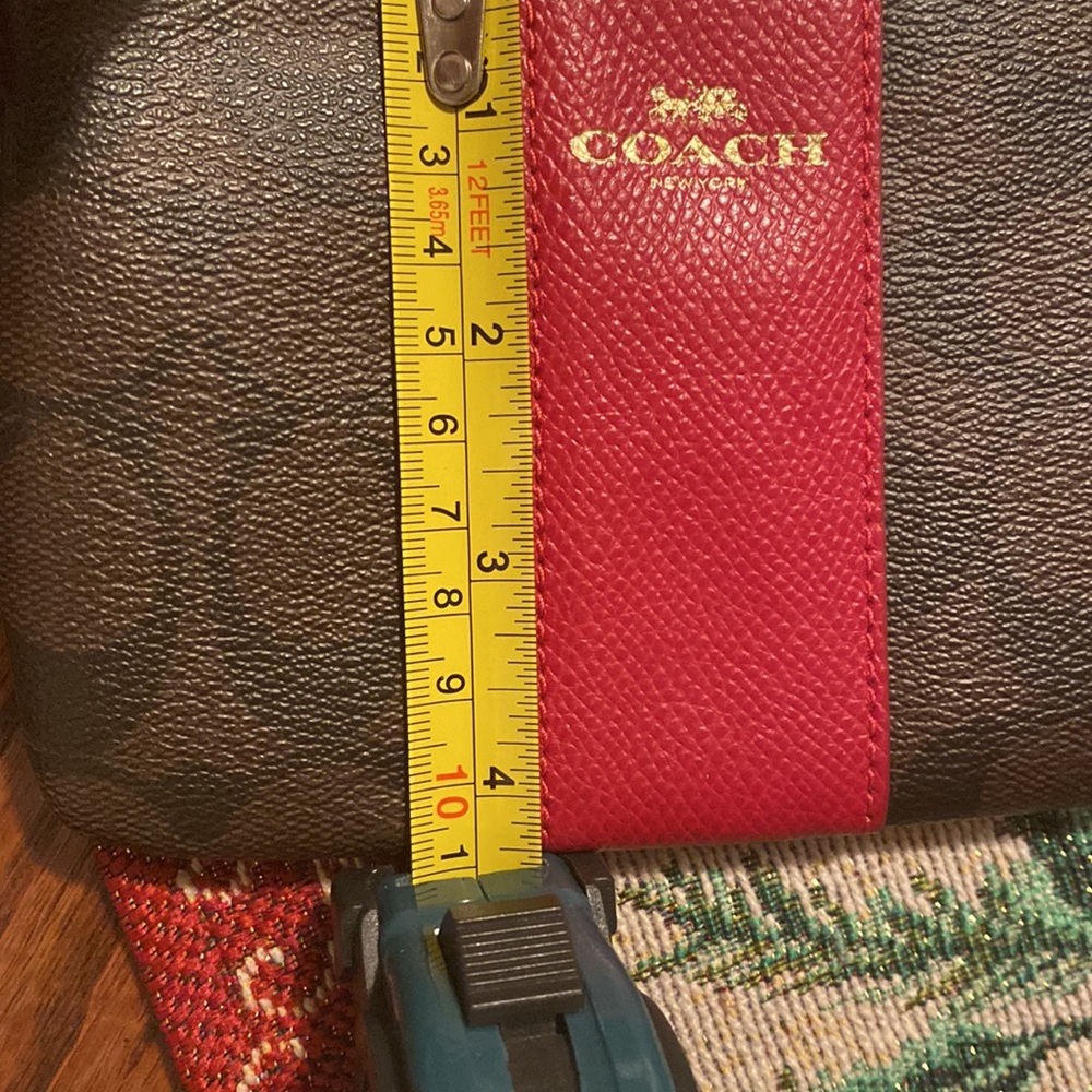 Coach ladies signature canvas Wristlet - Picture 7 of 7